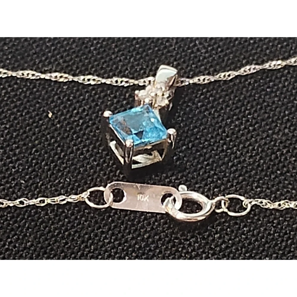 10K White Gold Blue Topaz Diamond Accent Princess Cut Pendant Necklace 18